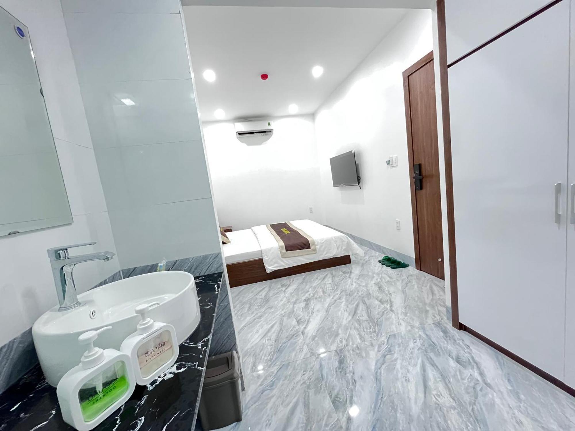 Khang Hotel Phủ Từ Sơn Zimmer foto